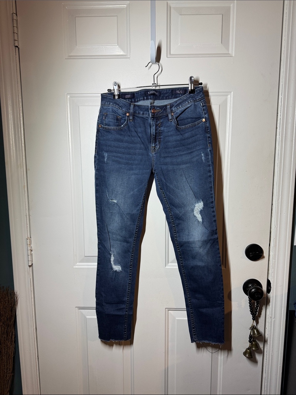 Vigoss Distressed Dark Blue Ankle Jeans
